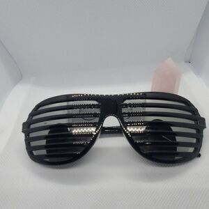 Retro Black & Silver Sunglasses